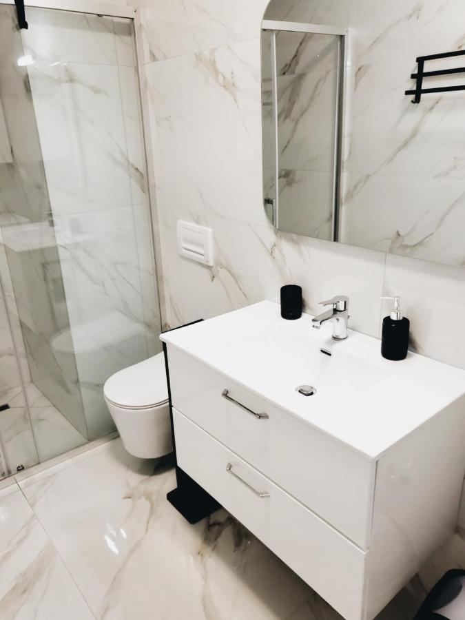 Stella Apartment Sarande Ngoại thất bức ảnh
